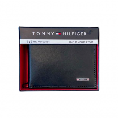 Tommy Hilfiger Pass case Wallet- Black